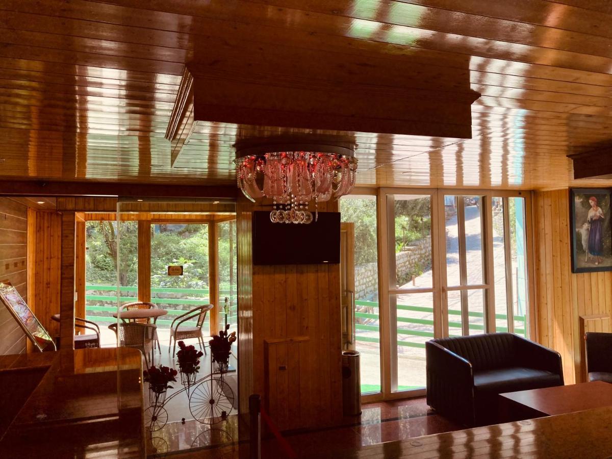 Vista Hill Resort- Centrally Heated & Air Cooled Resort, Manali Exterior foto