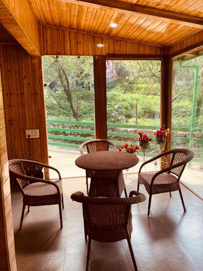 Vista Hill Resort- Centrally Heated & Air Cooled Resort, Manali Exterior foto